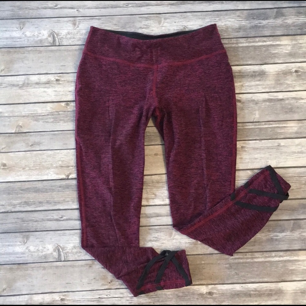 Beyond Yoga criss cross pants